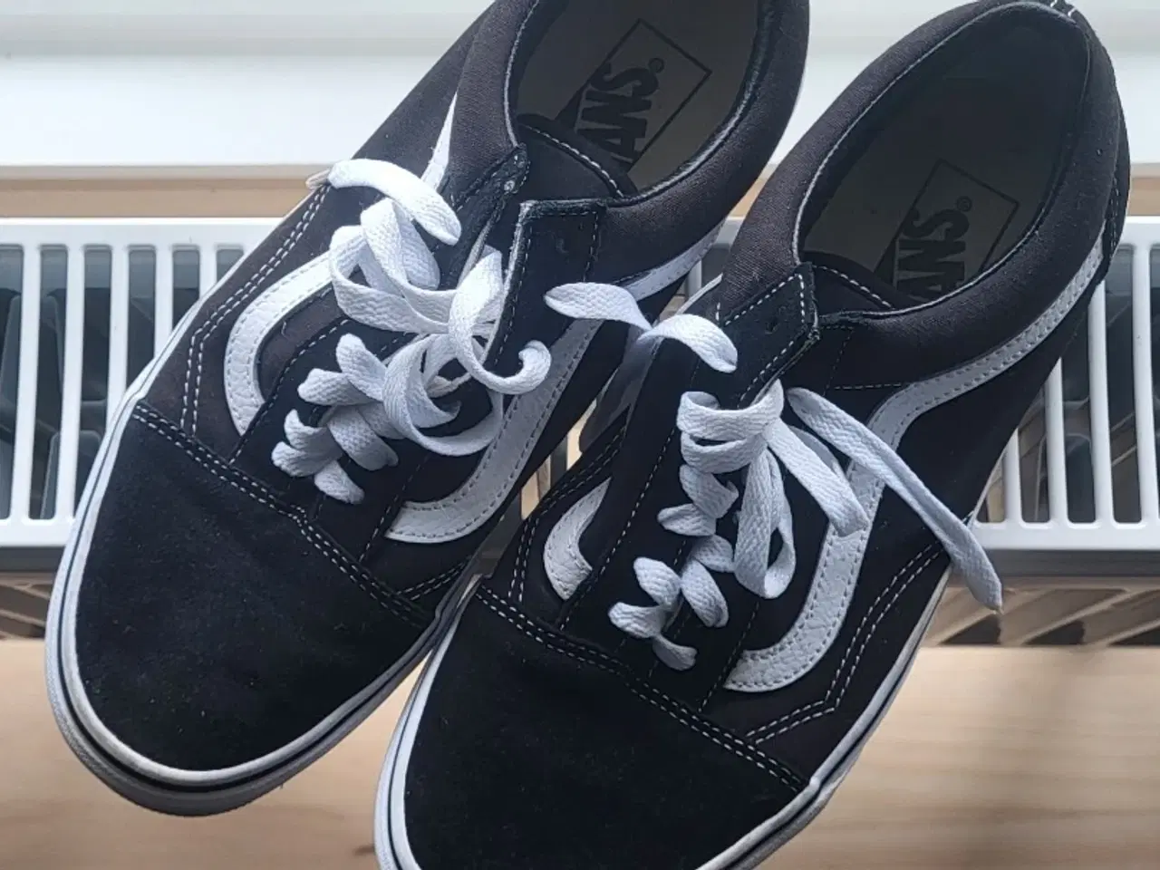 Billede 2 - Vans sneakers str 42