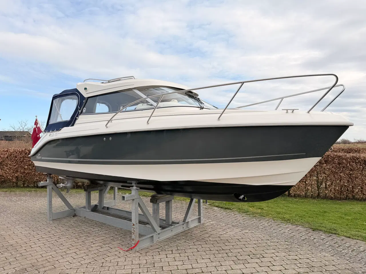 Billede 1 - Flipper 705 HT, Volvo Penta D5, Diesel 281 timer