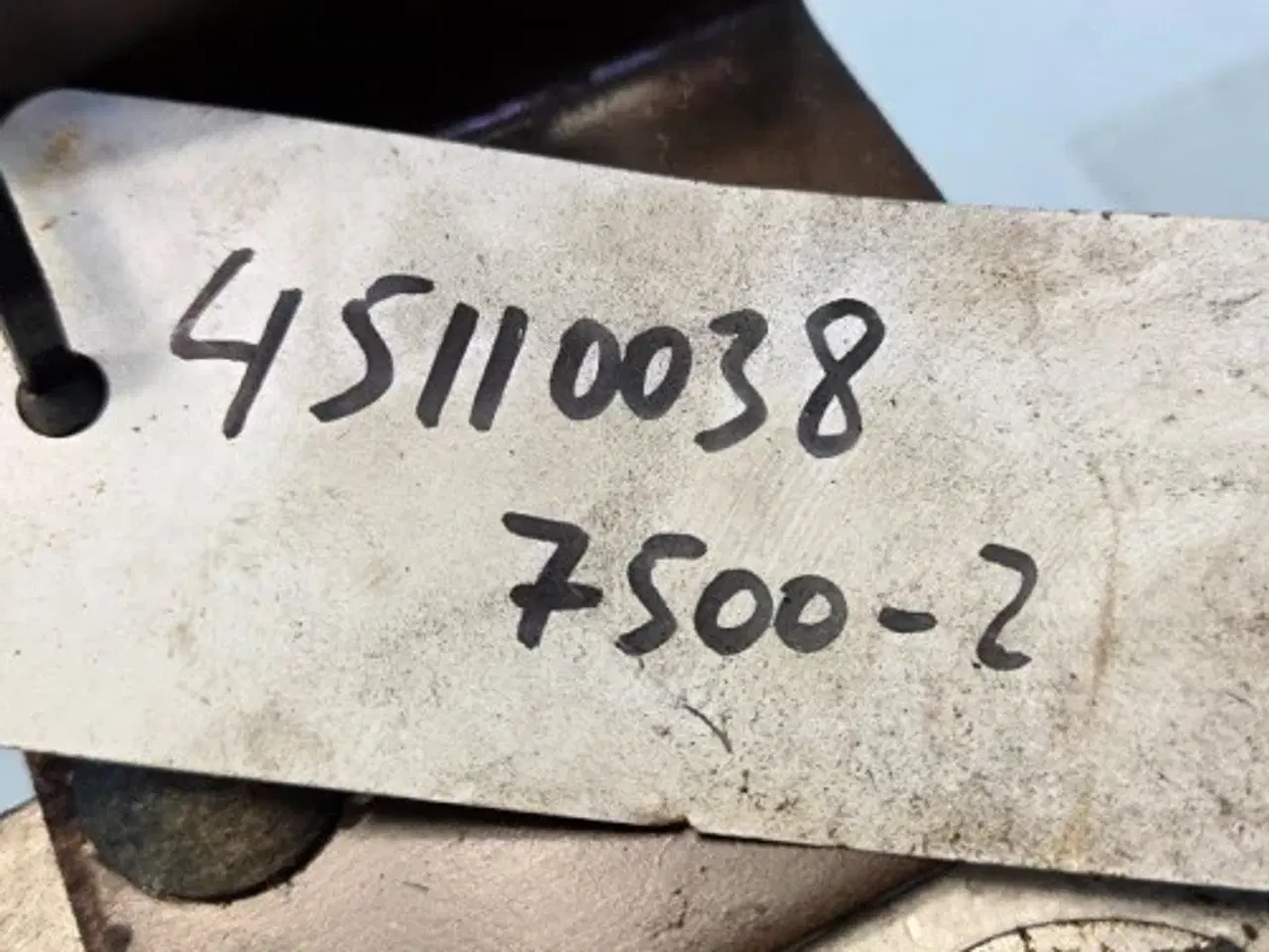 Billede 14 - Dronningborg D7500 Hydraulikventil 45110038