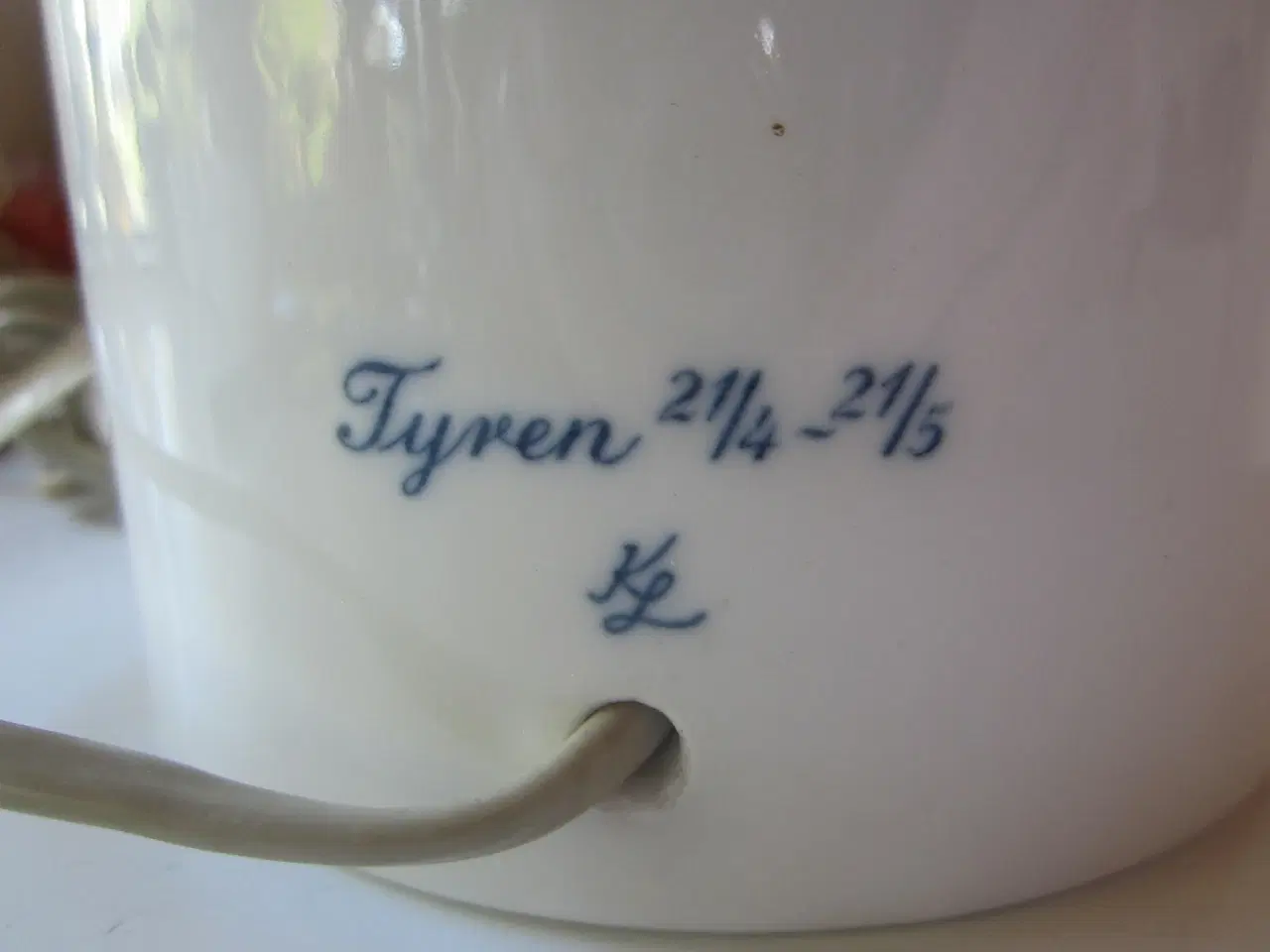 Billede 2 - Fejlfri Royal Copenhagen bordlampe "Tyren" ca 44 c