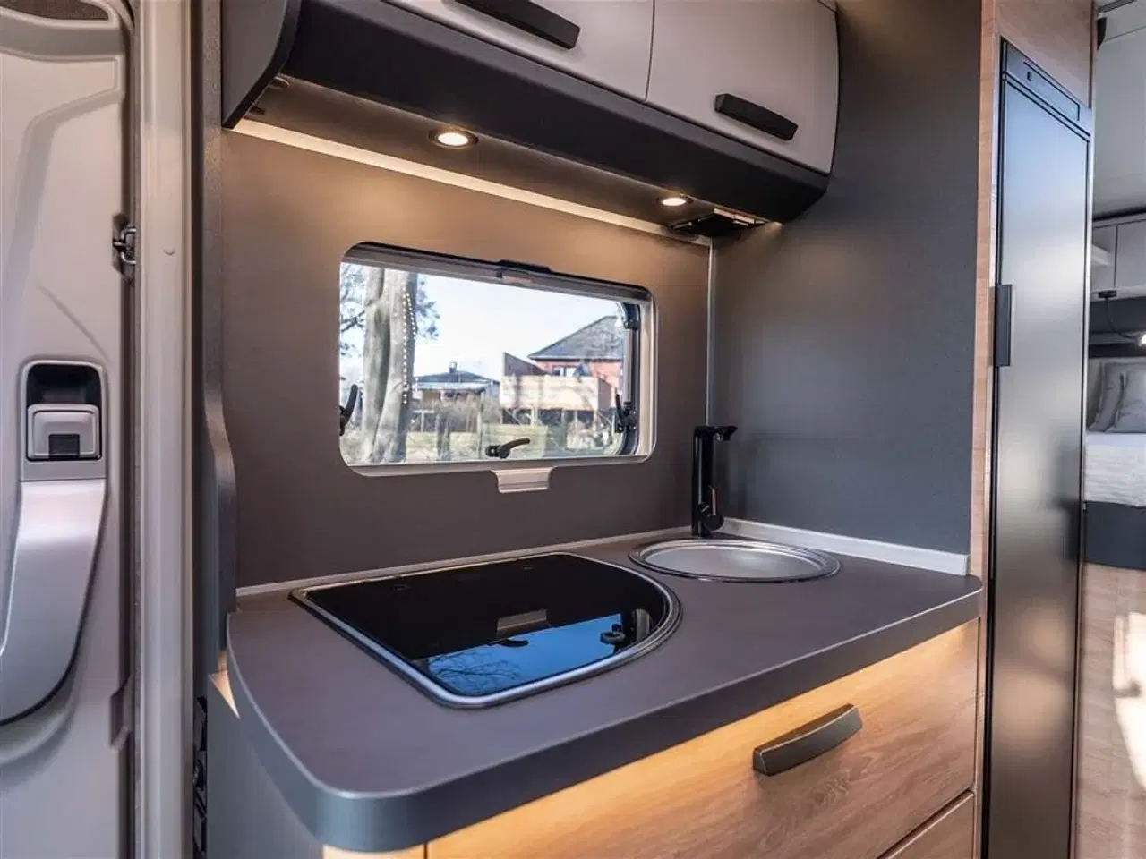 Billede 20 - 2025 - Knaus L!VE TI 650 MEG Platinium Selection   Komplet bil med lithium batteri, solceller mm.