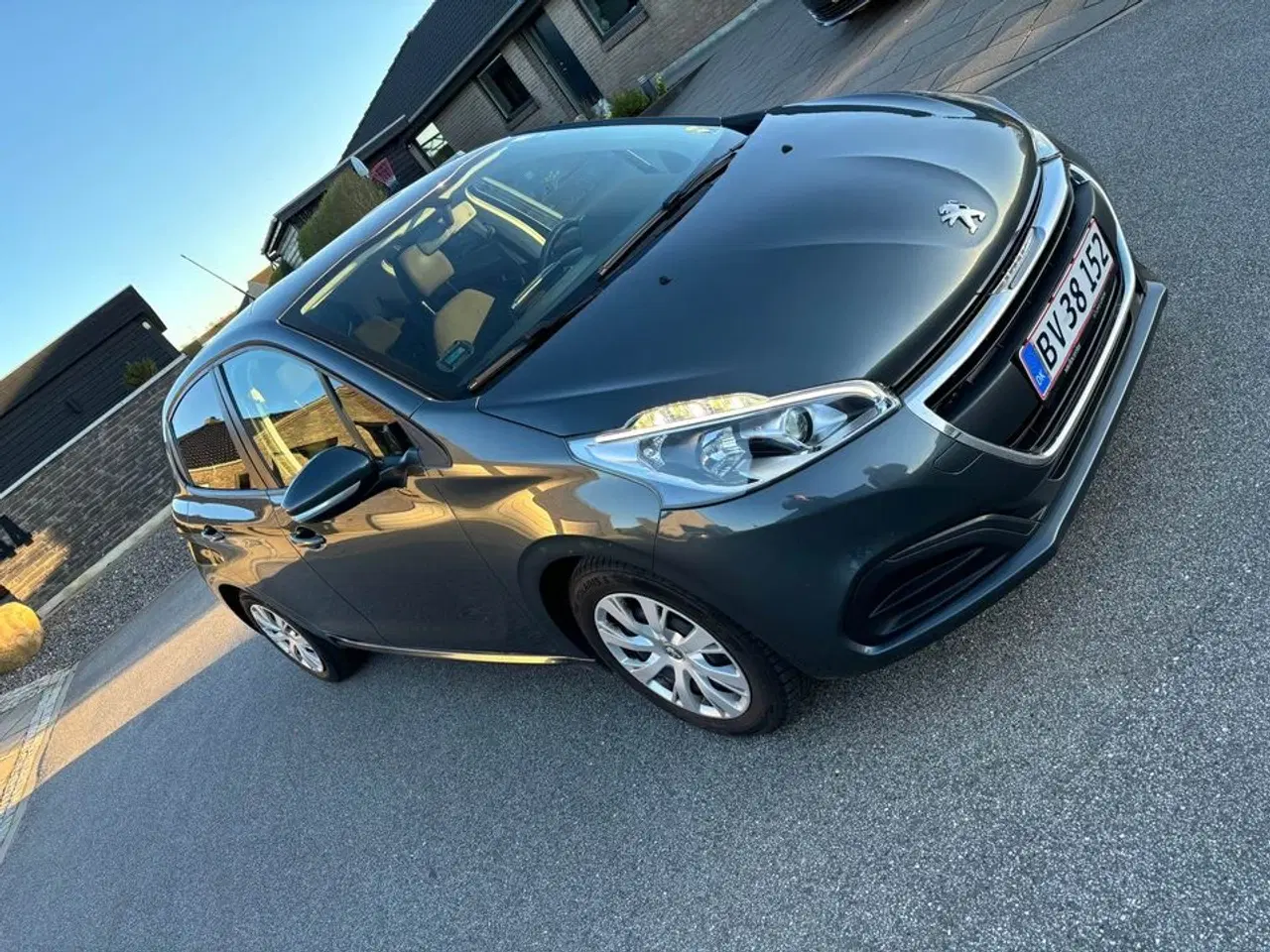 Billede 2 - 2018 Peugeot 208 bluehdi 100 hk