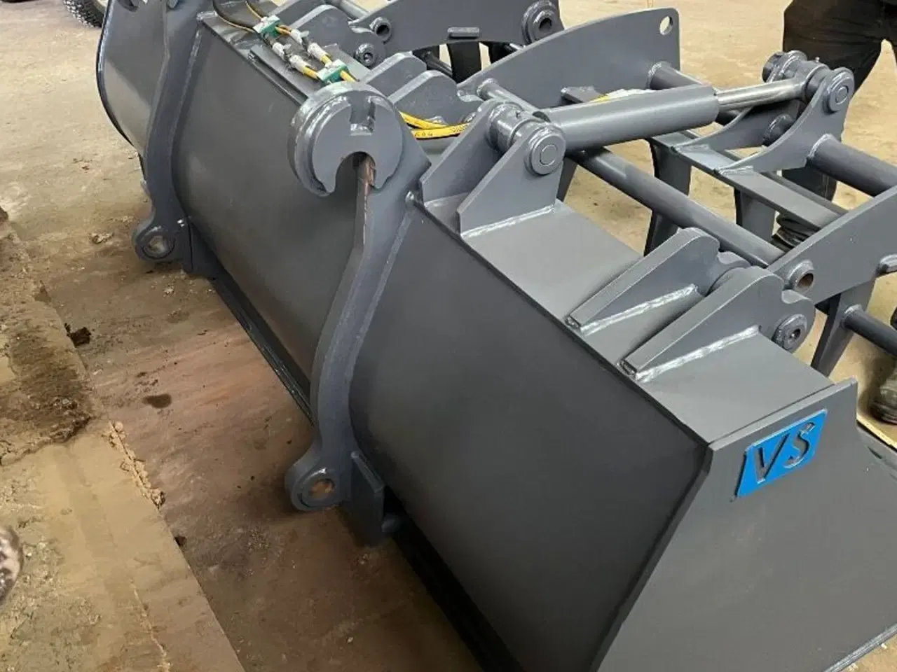 Billede 5 - Skovl med overfaldklo Dobbelt overfaldklo