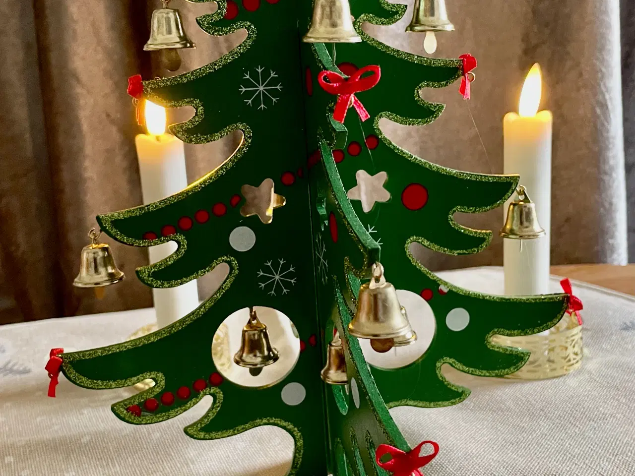 Billede 2 - Fint træ juletræ med pynt.