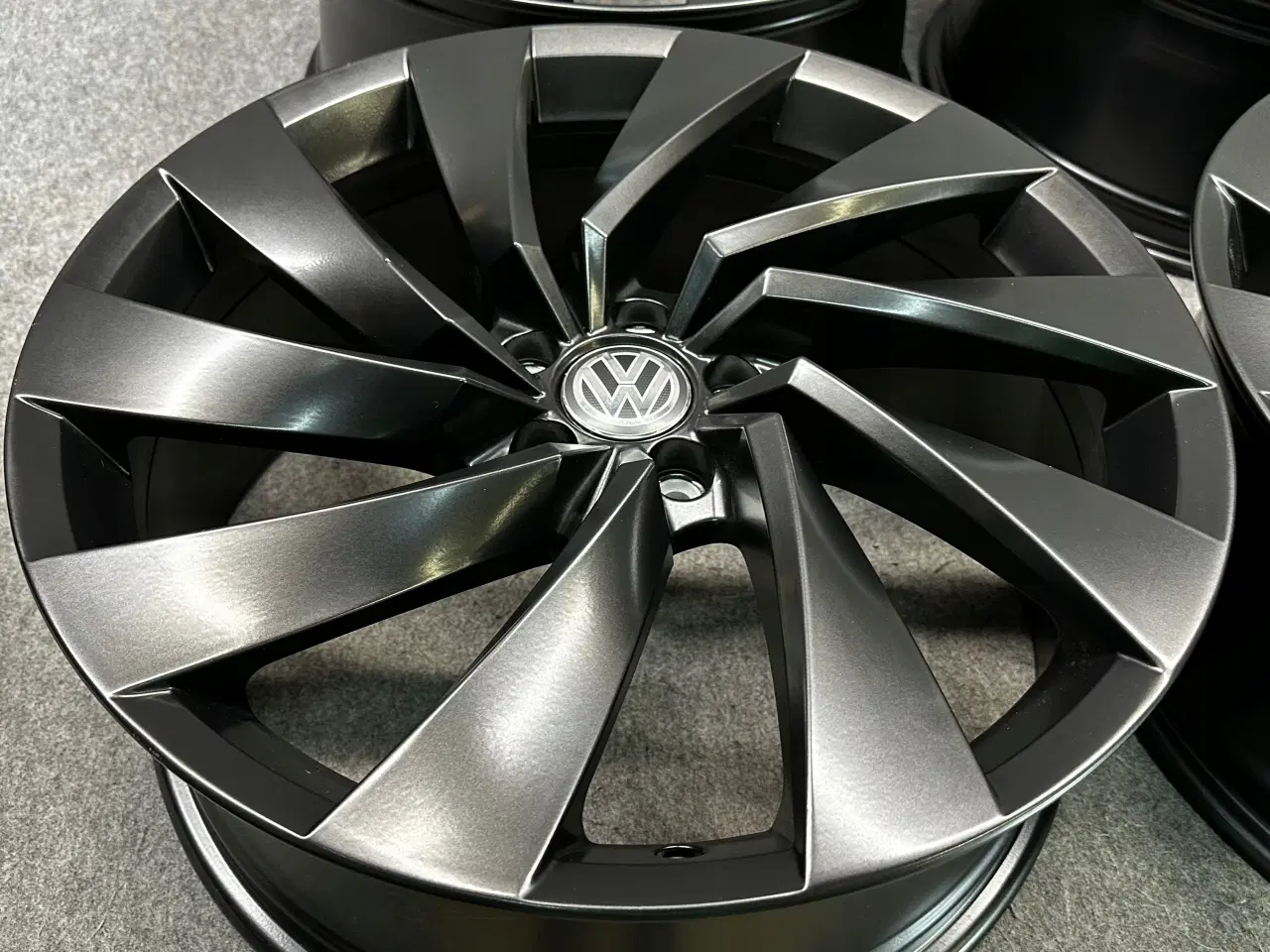 Billede 3 - VW PASSAT ARTEON B8 ROSARIO 3G 8.0" x 20" 5x112