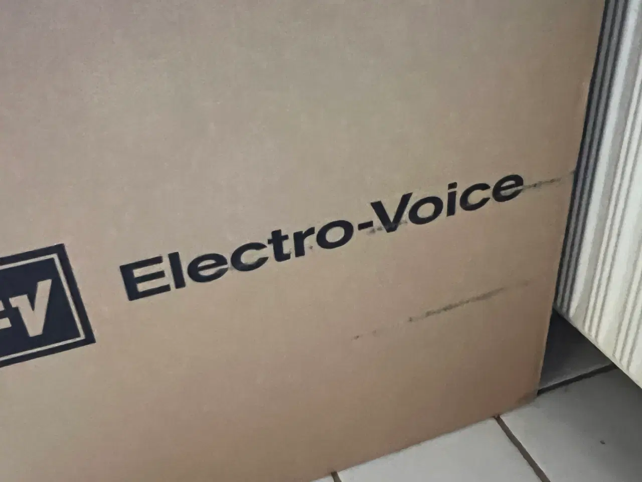 Billede 5 - 2 x Electro-Voice ELX200-12SP Aktiv Subwoofer 12"