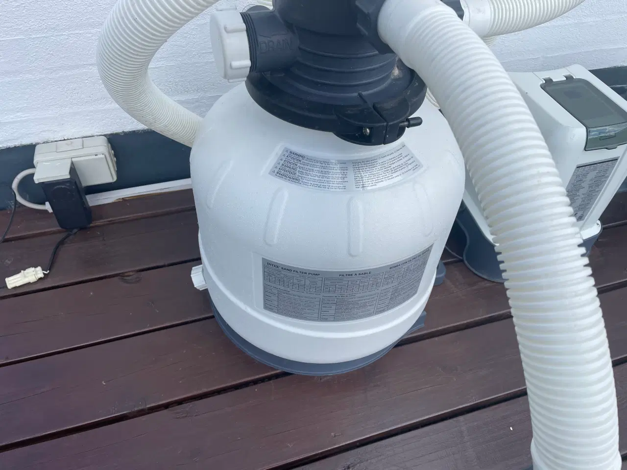 Billede 3 - Intex saltvandssystem