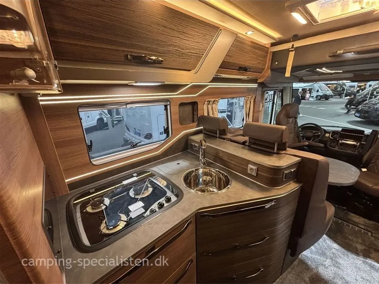 Billede 8 - 2026 - Knaus Sun I 700 LEG   Knaus Sun I 700 LEG model 2026- Flagskibet indenfor autocamper Kan snart ses hos Camping-Specialisten.dk i Silkeborg