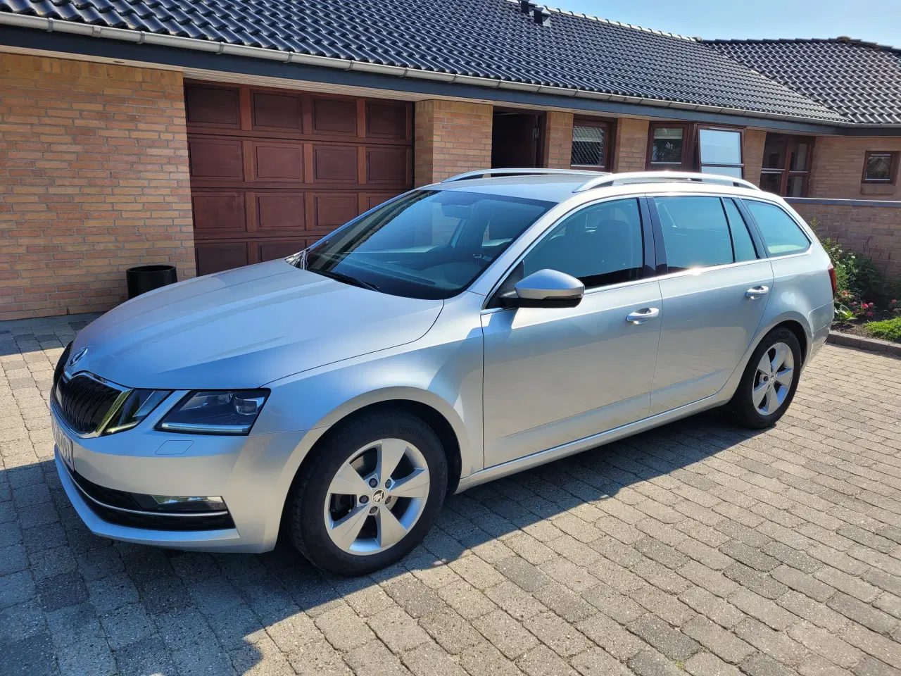 Billede 2 - Skoda Octavia Combi 2,0 tdi  Business Style
