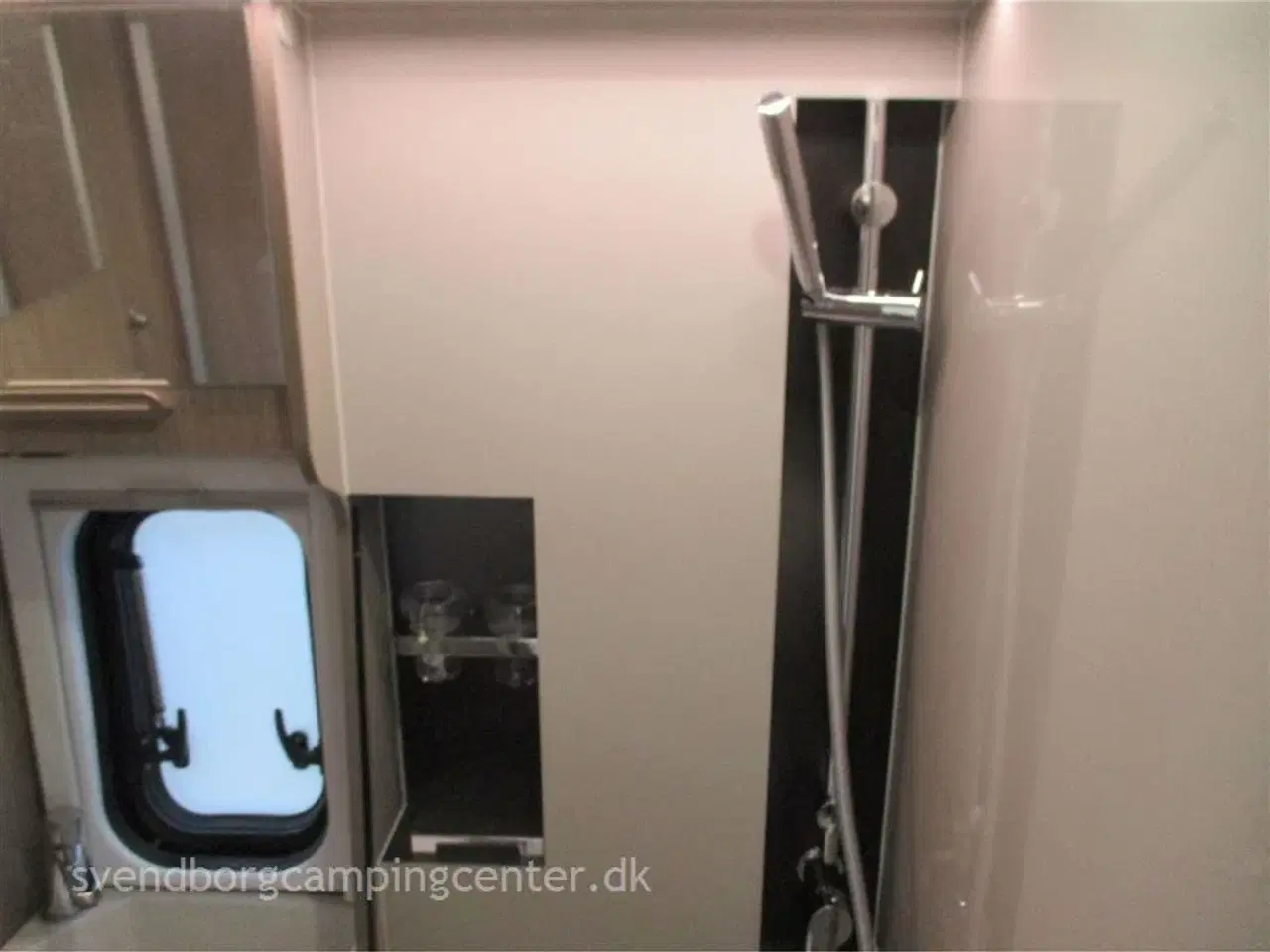 Billede 17 - 2022 - Chausson V594   Utrolig flot luxus camper