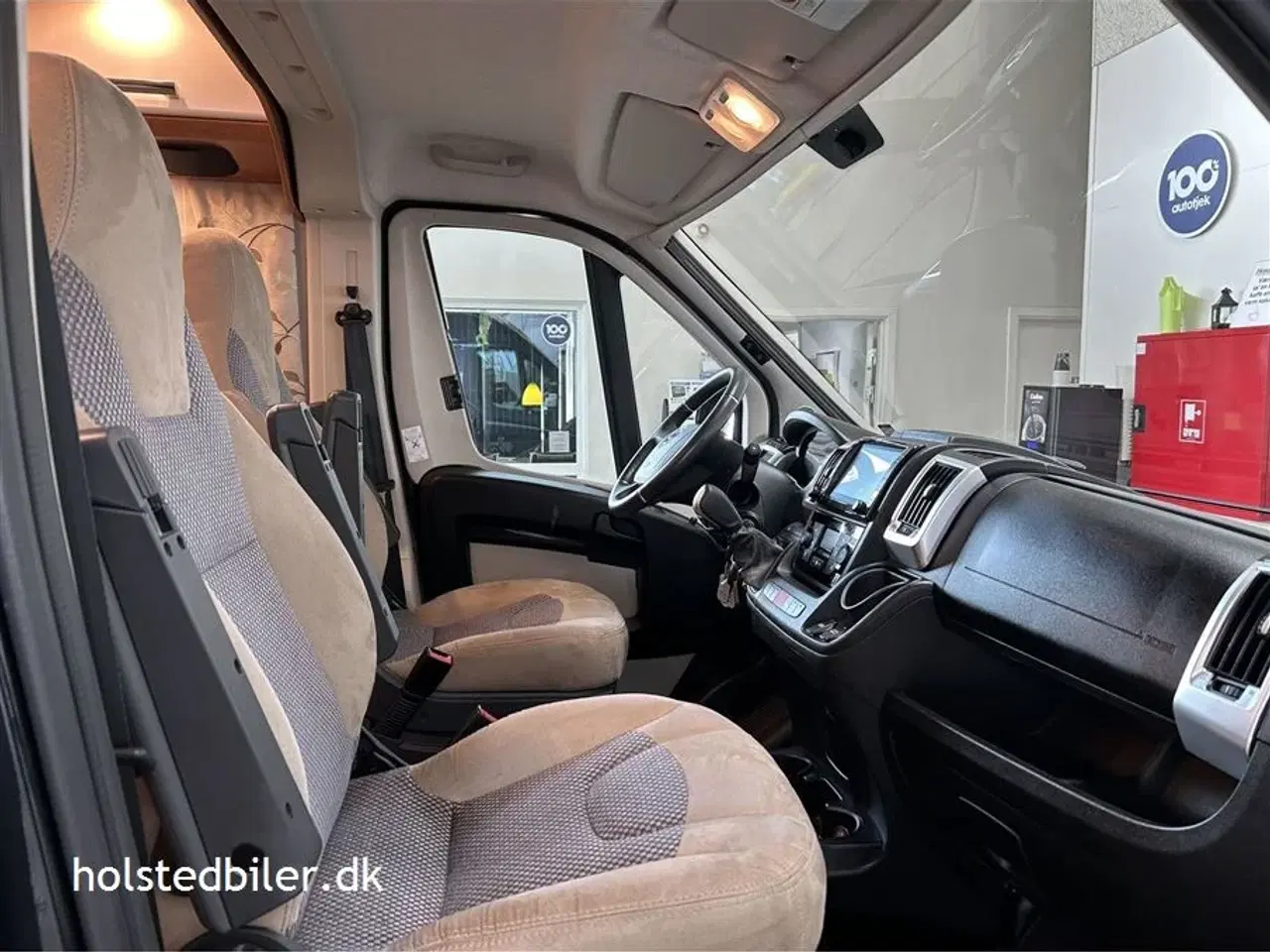 Billede 7 - 2019 - Carthago malibu 600 DB   Automatgear, km 31000, dieselfyr med indb. el-patron m.m.