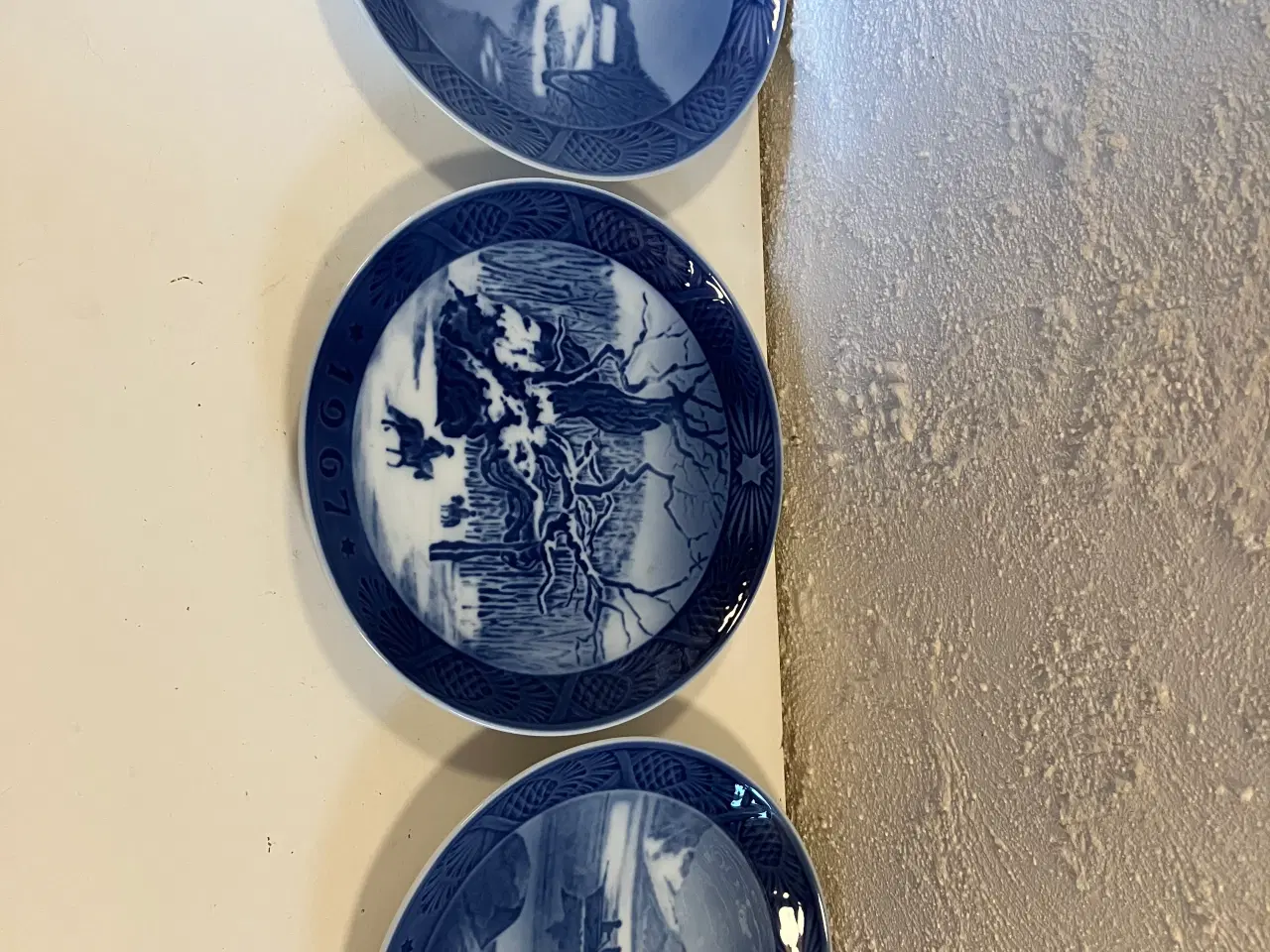 Billede 2 - Royal Copenhagen juleplatter