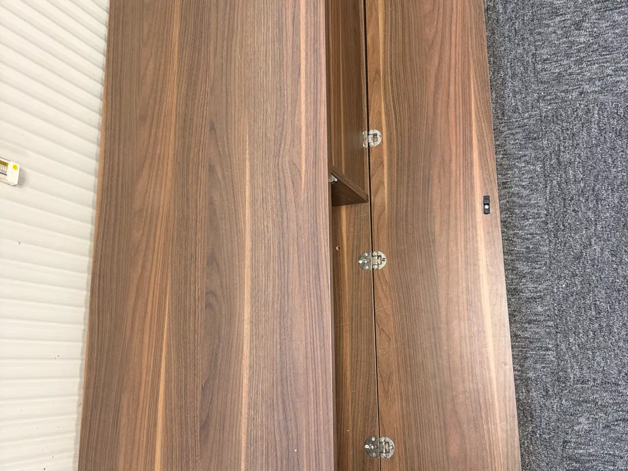 Billede 1 - TV-bord i valnød