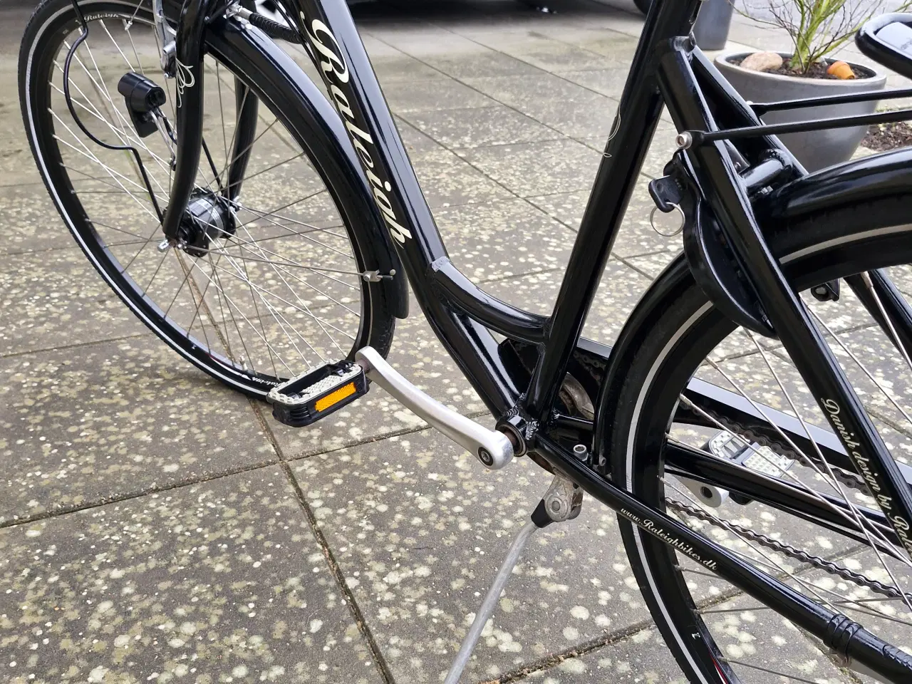 Billede 5 - Ny Damecykel Raleigh Shopping KUN 10 Km.