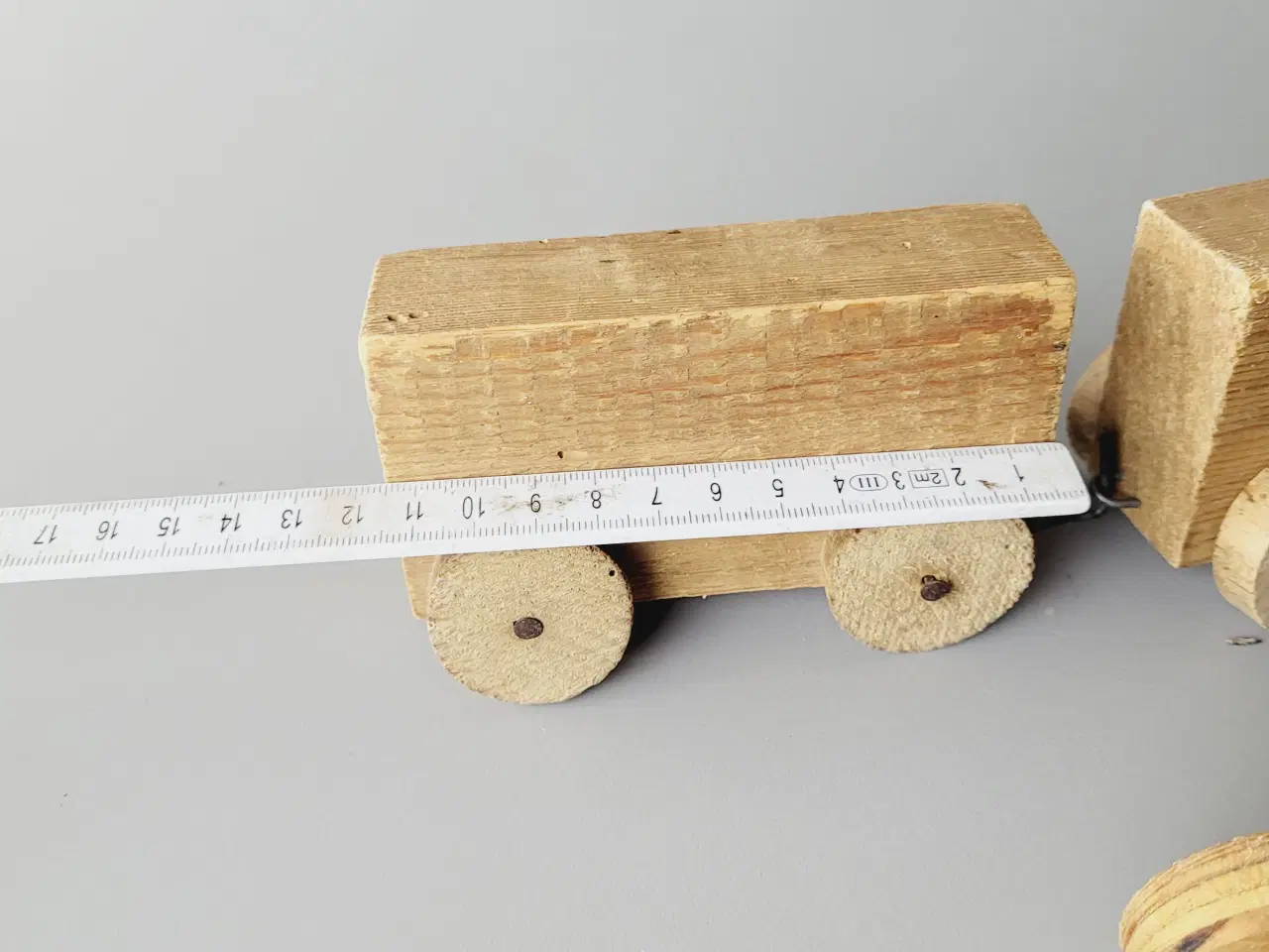 Billede 10 - ⭐️: Unik Retro trætog – Charmerende & Unikt