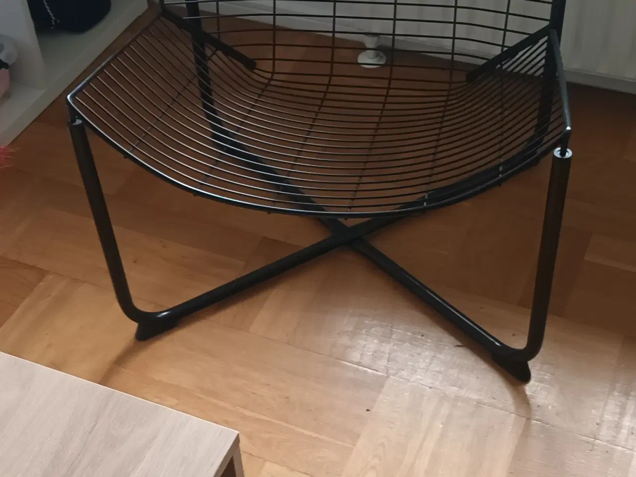 Billede 1 - Tråd stol sort fra Ikea