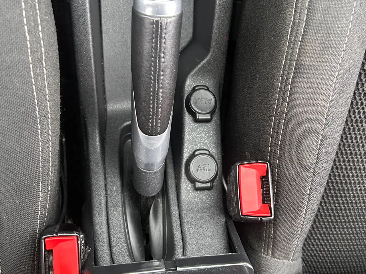 Billede 8 - DS 3 1.6 HDi – Økonomisk og velholdt bil til salg.