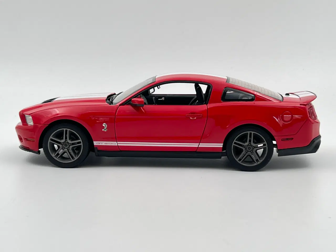 Billede 2 - 2010 Ford Shelby Mustang GT-500 1:18