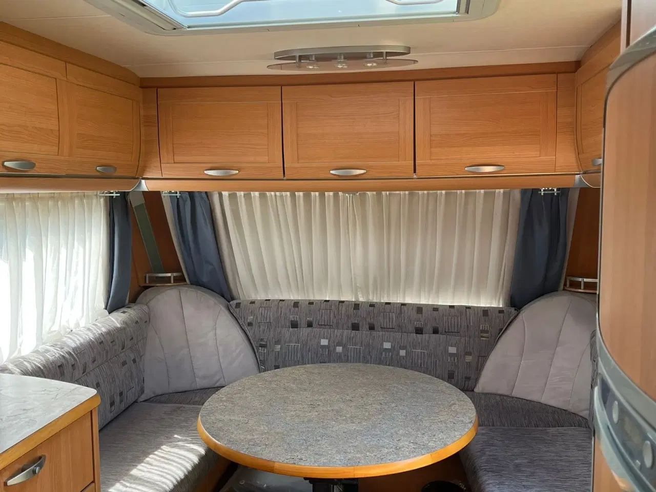 Billede 8 - Campingvogn Knaus Royale