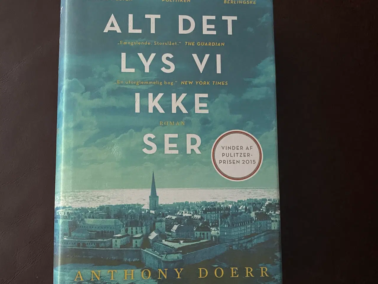 Billede 1 - Alt det lys vi ikke ser - Anthony Doerr