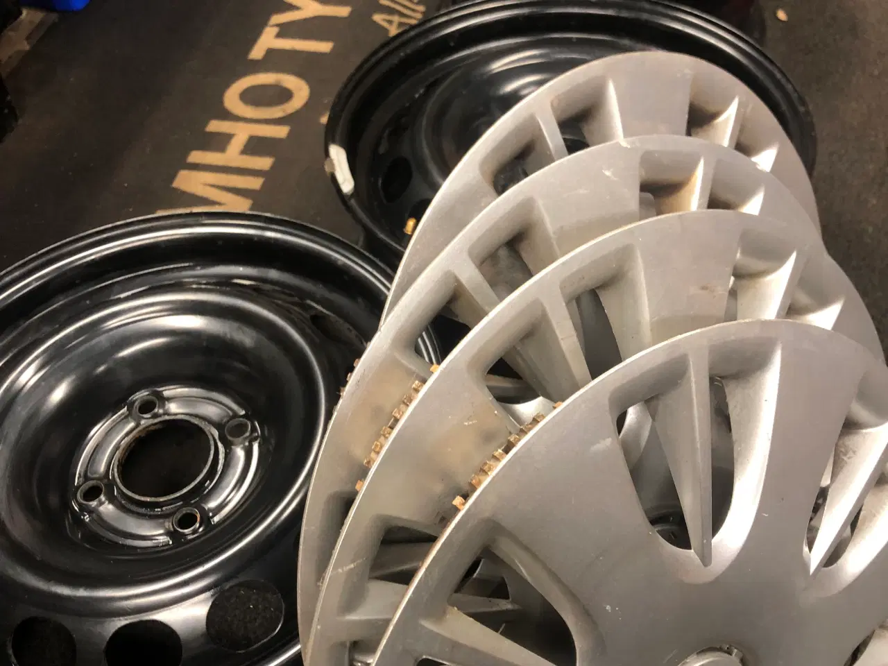 Billede 2 - Stålfælge 4 x 100 og Hjul kapsler