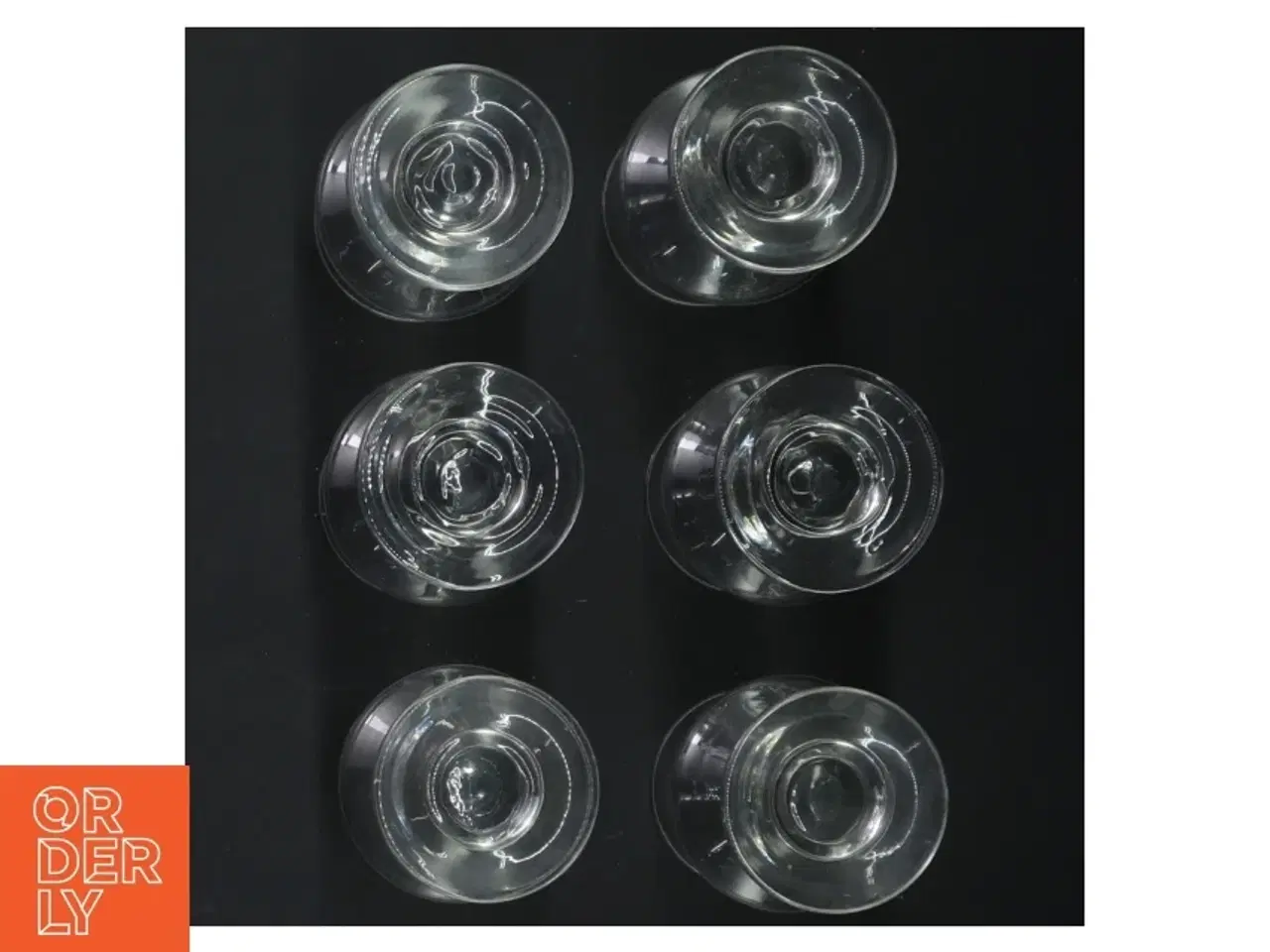 Billede 3 - Sæt med seks glas (str. 9 cm. 6 styk)