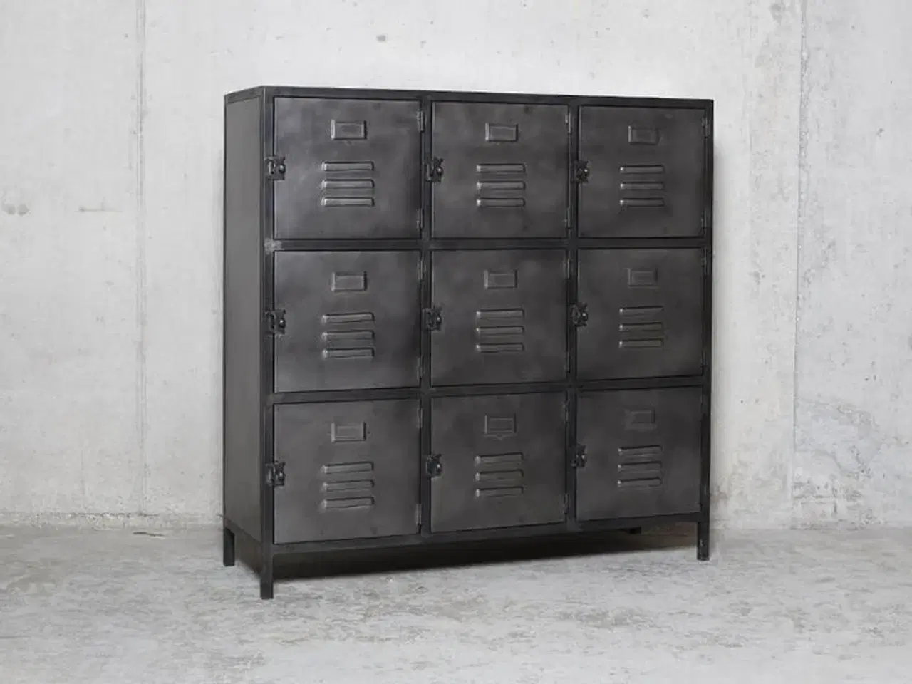 Billede 2 - Nyt LOCKER skab 9 rums