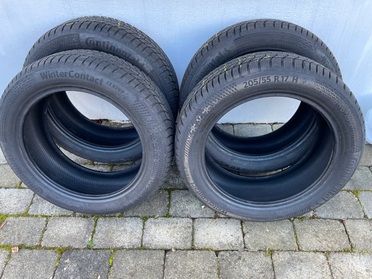 Billede 1 - Næsten nye vinterdæk sælges