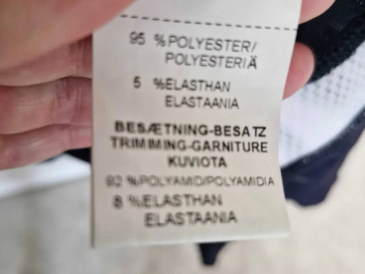 Billede 7 - Fest kjole med lille jakke 