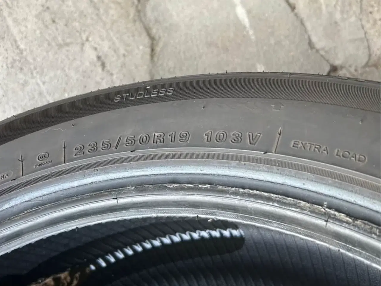 Billede 4 - Minerva vinterdæk sælges 235/50r19