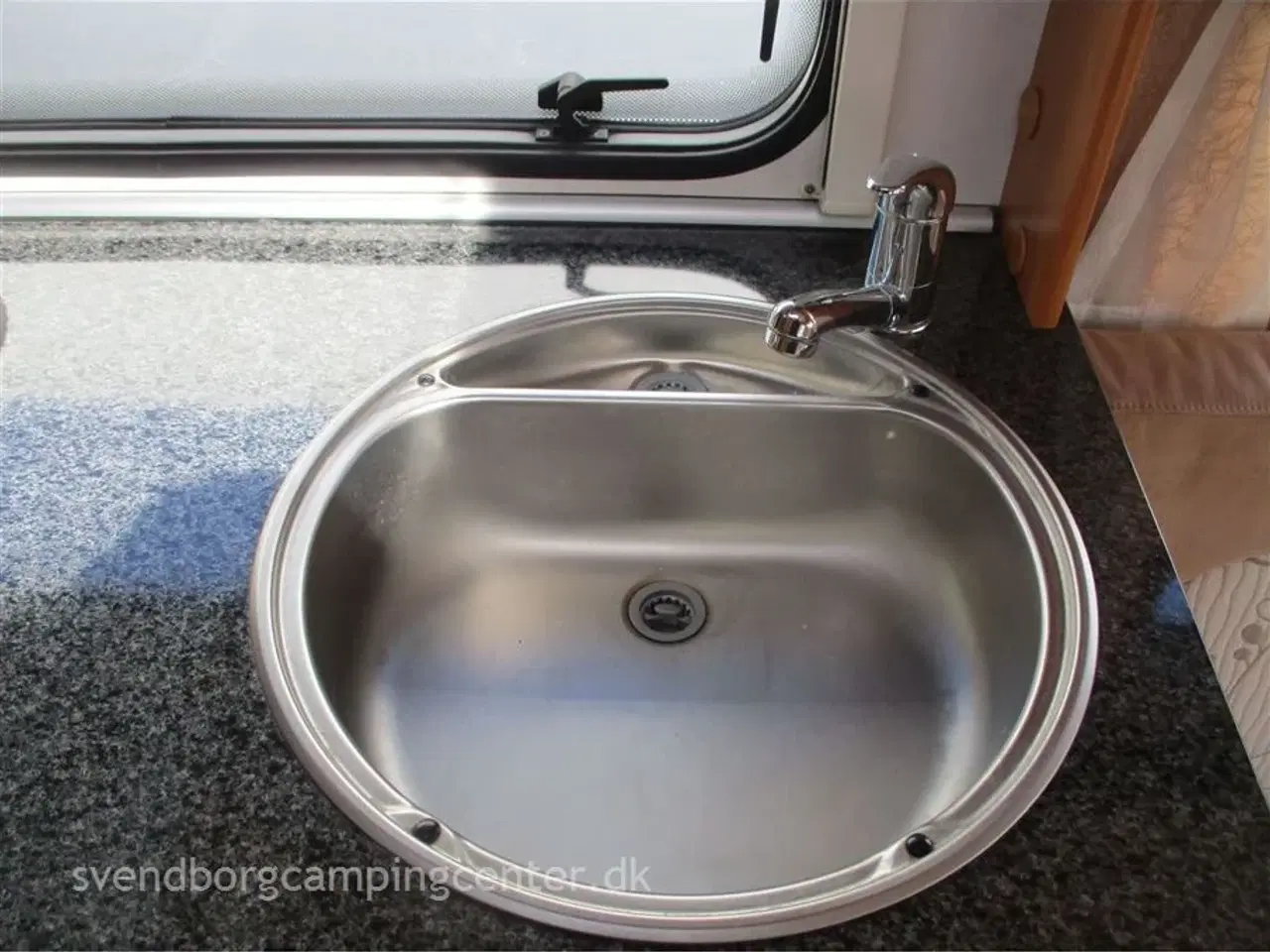 Billede 6 - 2009 - Hymer Eriba Nova 465 GL   Pæn og velholdt 1 ejers vogn