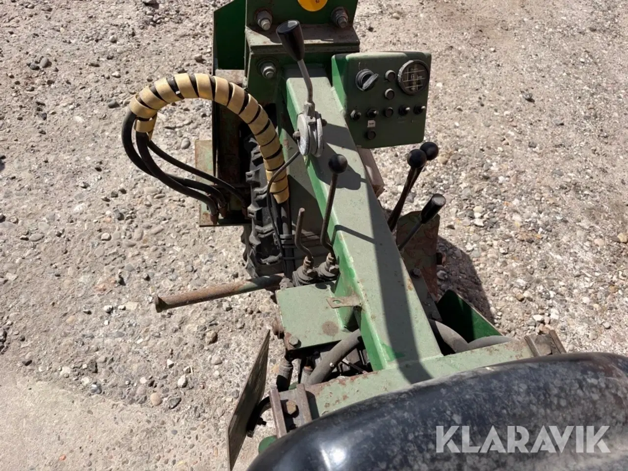 Billede 9 - Portaltraktor Jutek med redskaber