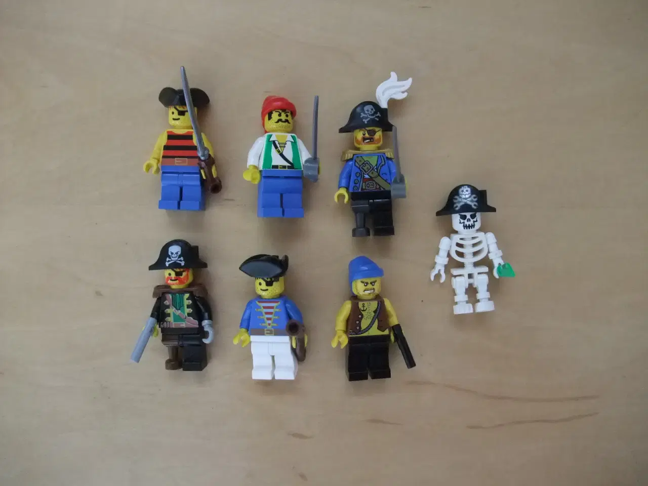 Billede 1 - Lego Pirates Figurer+Tilbehør 