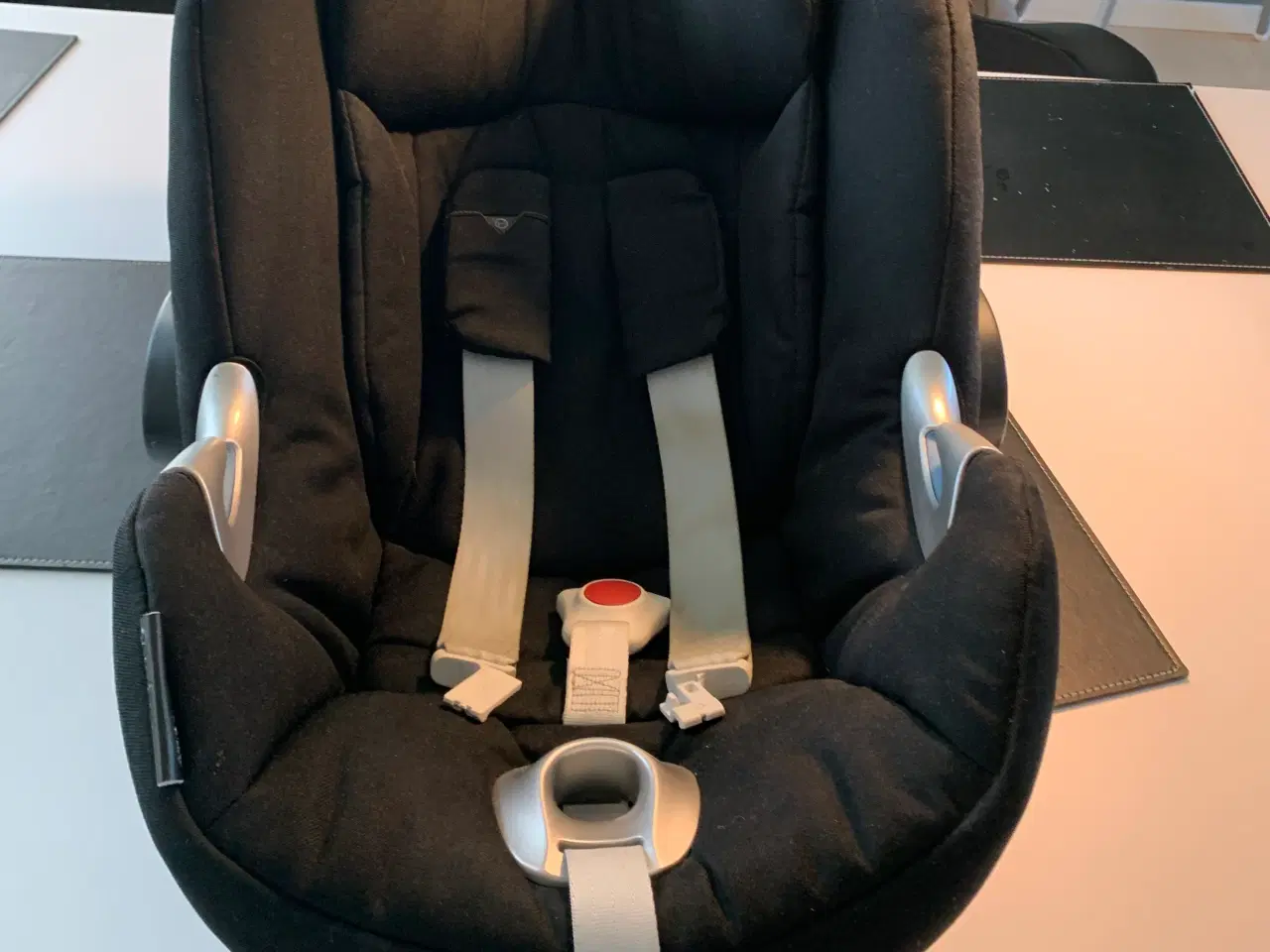 Billede 4 - Cybex isofix babyatostol 