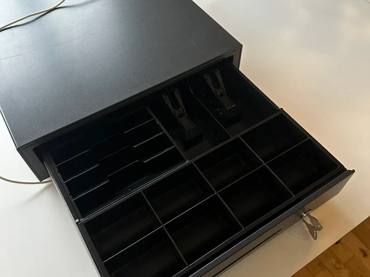 Billede 2 - Pengeskuffe - METAPACE