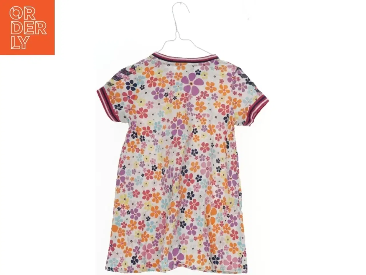 Billede 2 - Pigekjole med blomsterprint fra Hummel (str. 116)