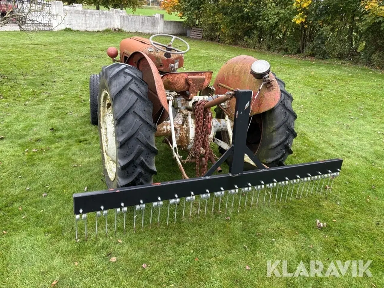 Billede 3 - Veteran Traktor Massey Ferguson 35 Guldfugl med aflæsservogn og plov