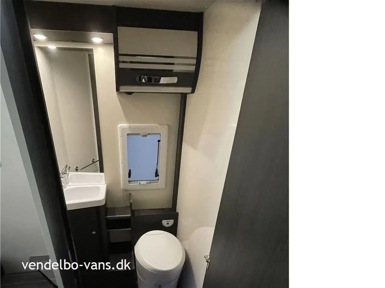 Billede 11 - 2024 - Rollerteam Kronos 267P Comfort Power Selekt   Face to Face siddegruppe - mere gulvplads