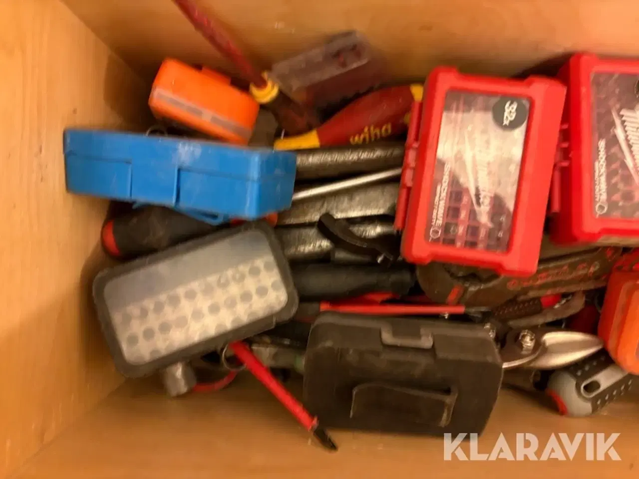 Billede 4 - Kasser med værktøj - 2 styk