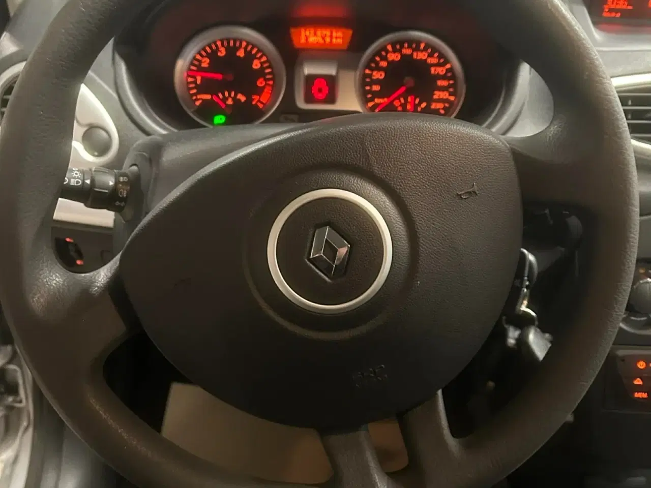 Billede 15 - Renault Clio III 1,2 16V Expression