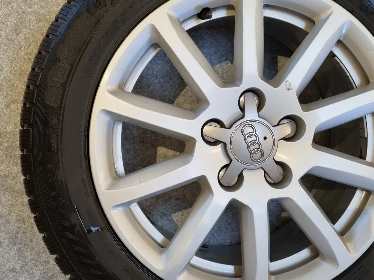 Billede 3 - Alufælge b8