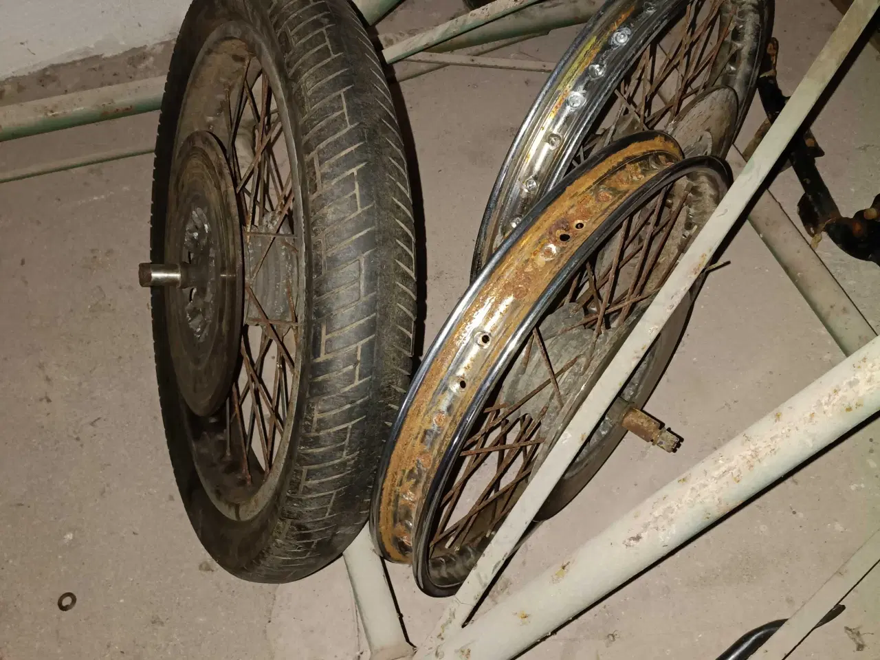 Billede 8 - Diverse reservedele til suzuki gt 380, gt 550, 750