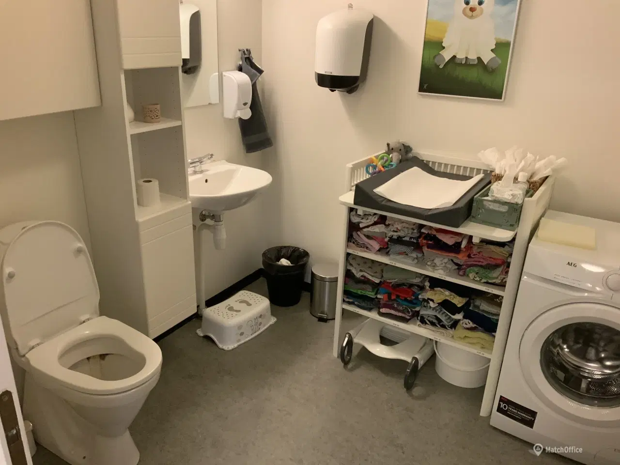 Billede 4 - Velbeliggende erhvervslejemål udlejes nu i Randers NØ