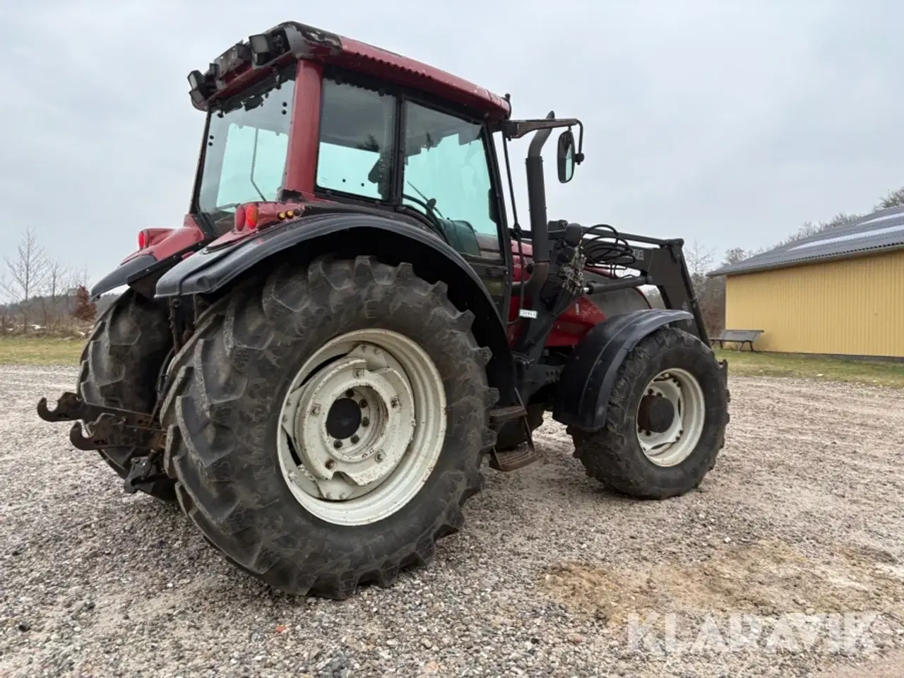 Billede 5 - Traktor Valtra T150 med frontlæsser