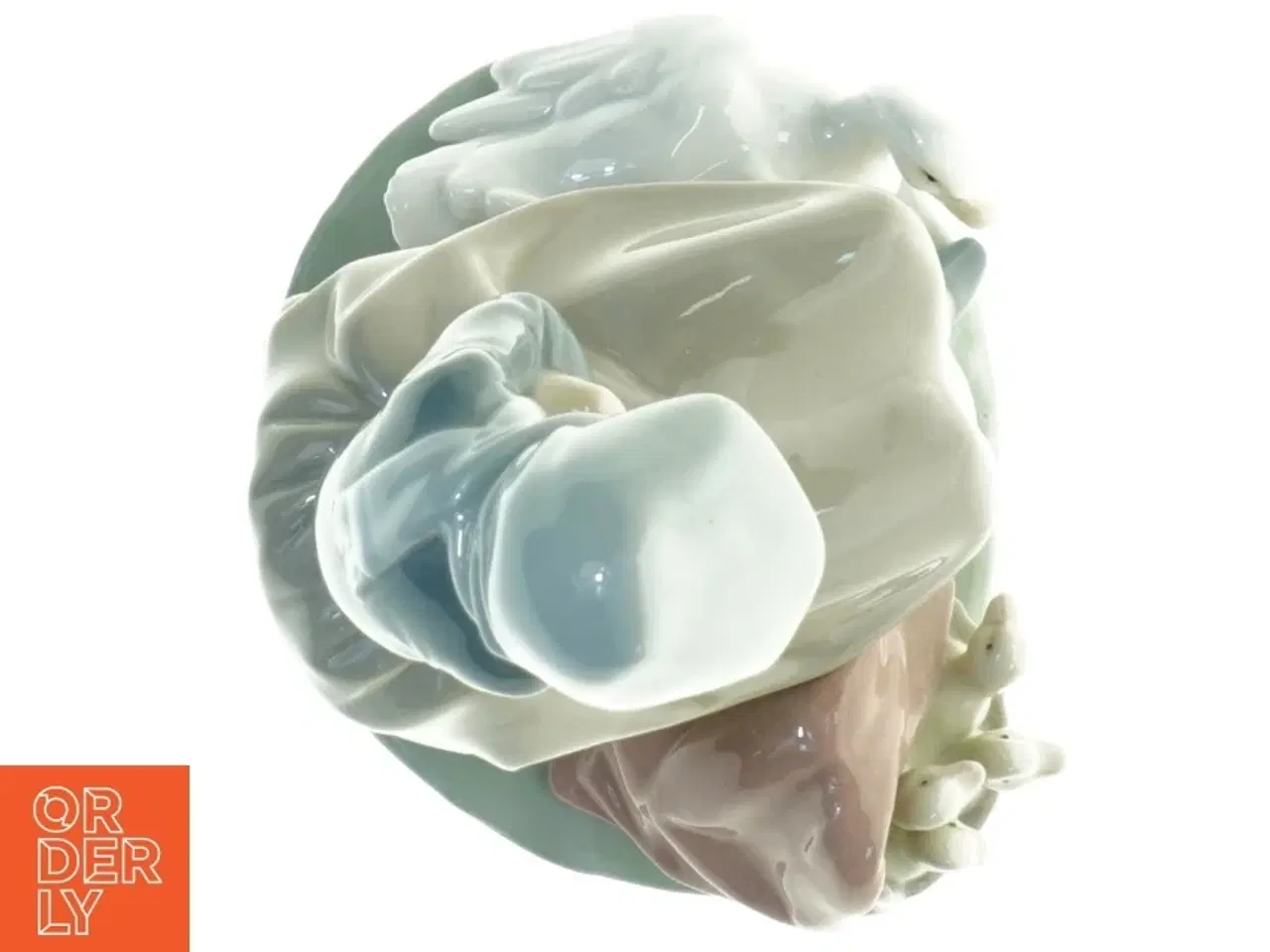 Billede 3 - Porcelænsfigur af pige med due fra Lladro (str. 21 x 13 cm)