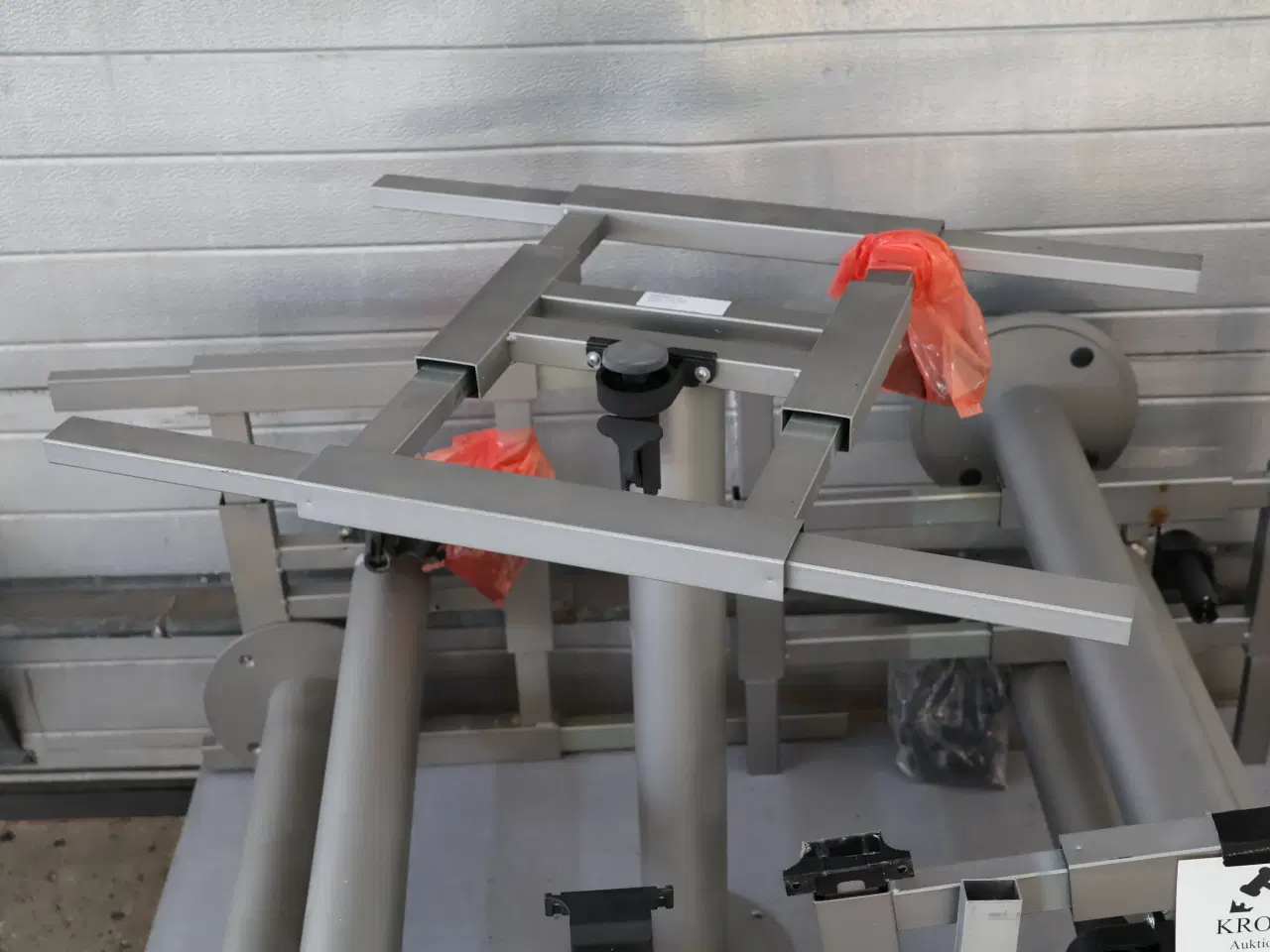 Billede 4 - 6 Stk Bordstel til campingvogn eller autocamper