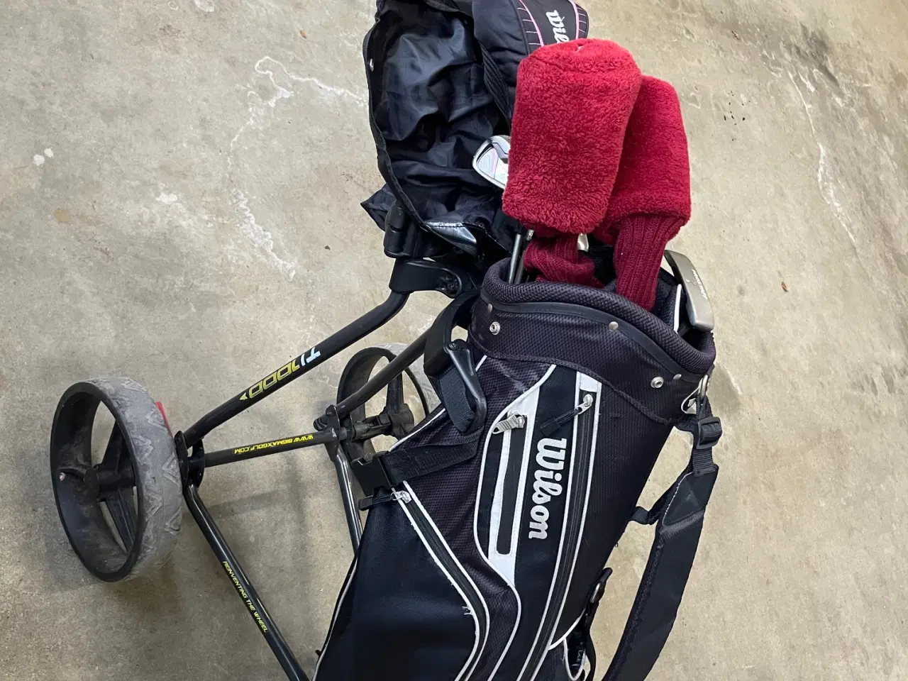 Billede 2 - Wilson Golfsæt med bag og vogn