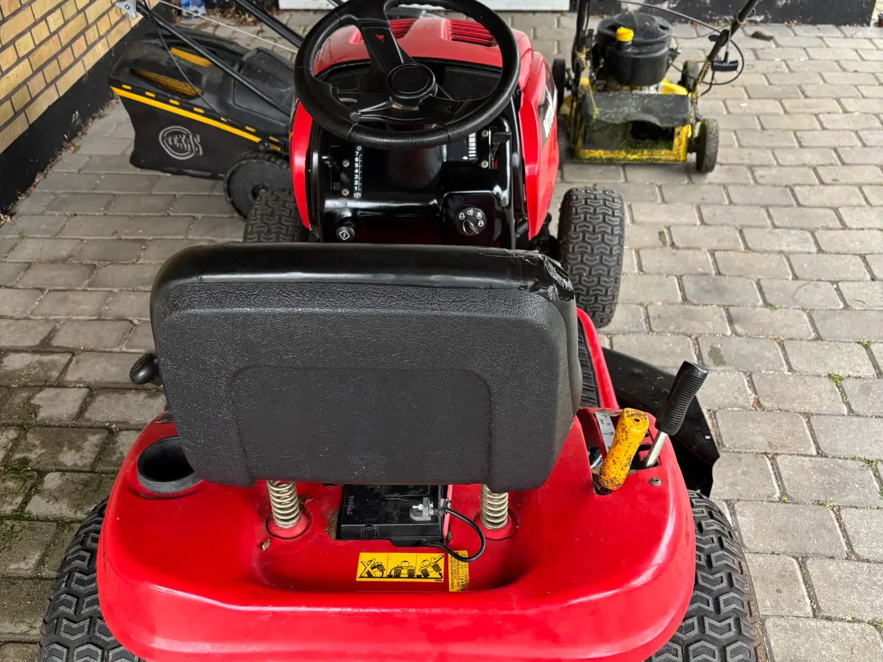 Billede 3 - Havetraktor og plæneklipper 