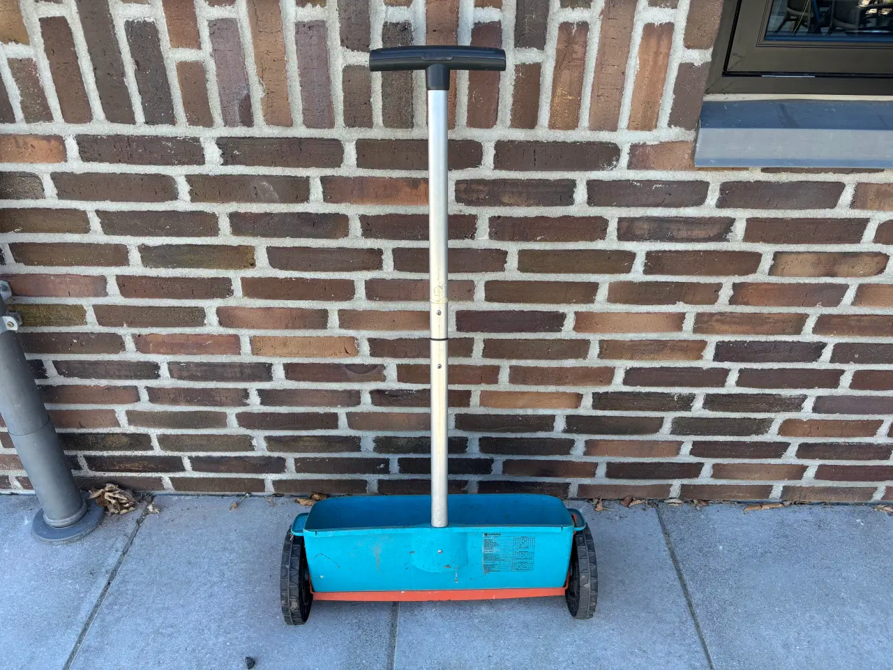 Billede 2 - Gardena universalspreder