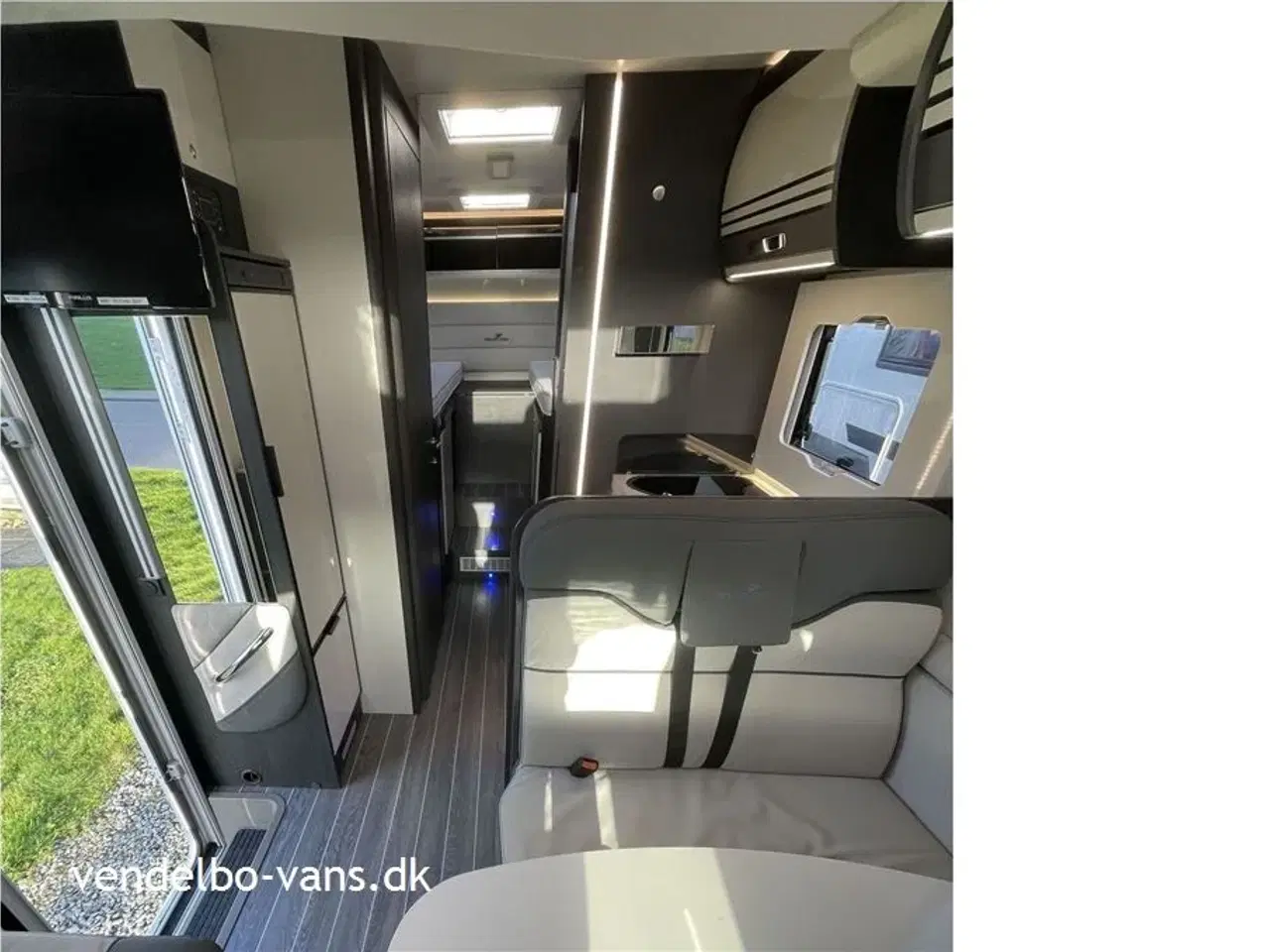 Billede 13 - 2023 - Rollerteam Kronos 284TL Comfort Power Selekt   Enkeltsenge og stor garage - masser af ekstra udstyr